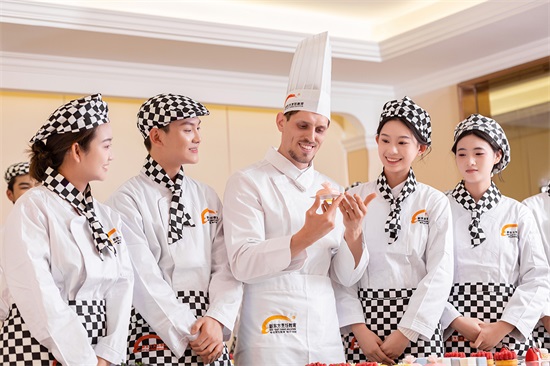 16岁初中学历能学什么技术 16岁初中学历能学什么技术