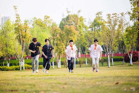 初中孩子叛逆辍学怎么办