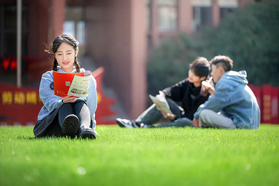 初中辍学女生能干什么